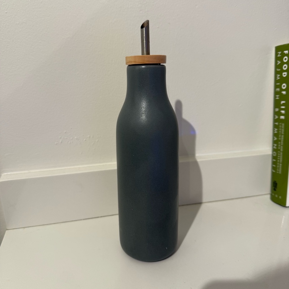 Ceramic Olive Oil Dispenser - Dark Gray